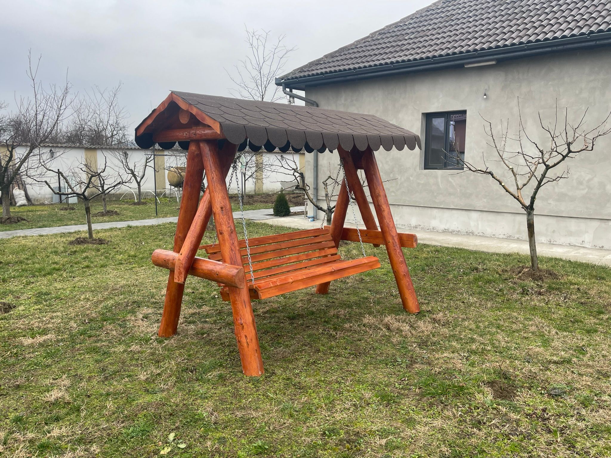 Balansoar leagăn rustic din lemn masiv
