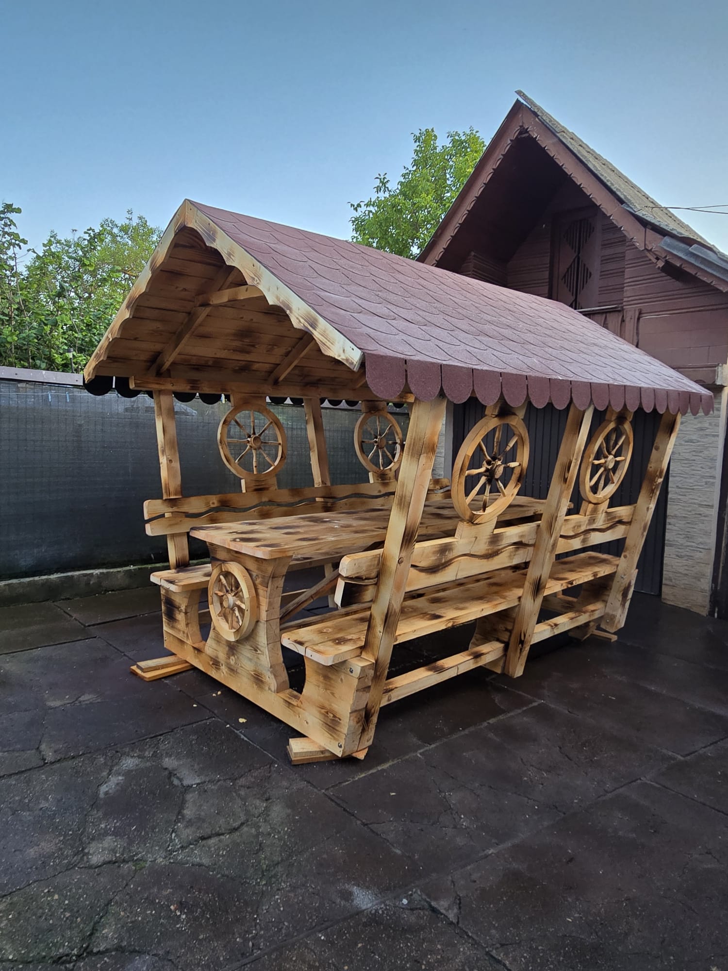 Foișor rustic model roată 300 cm
