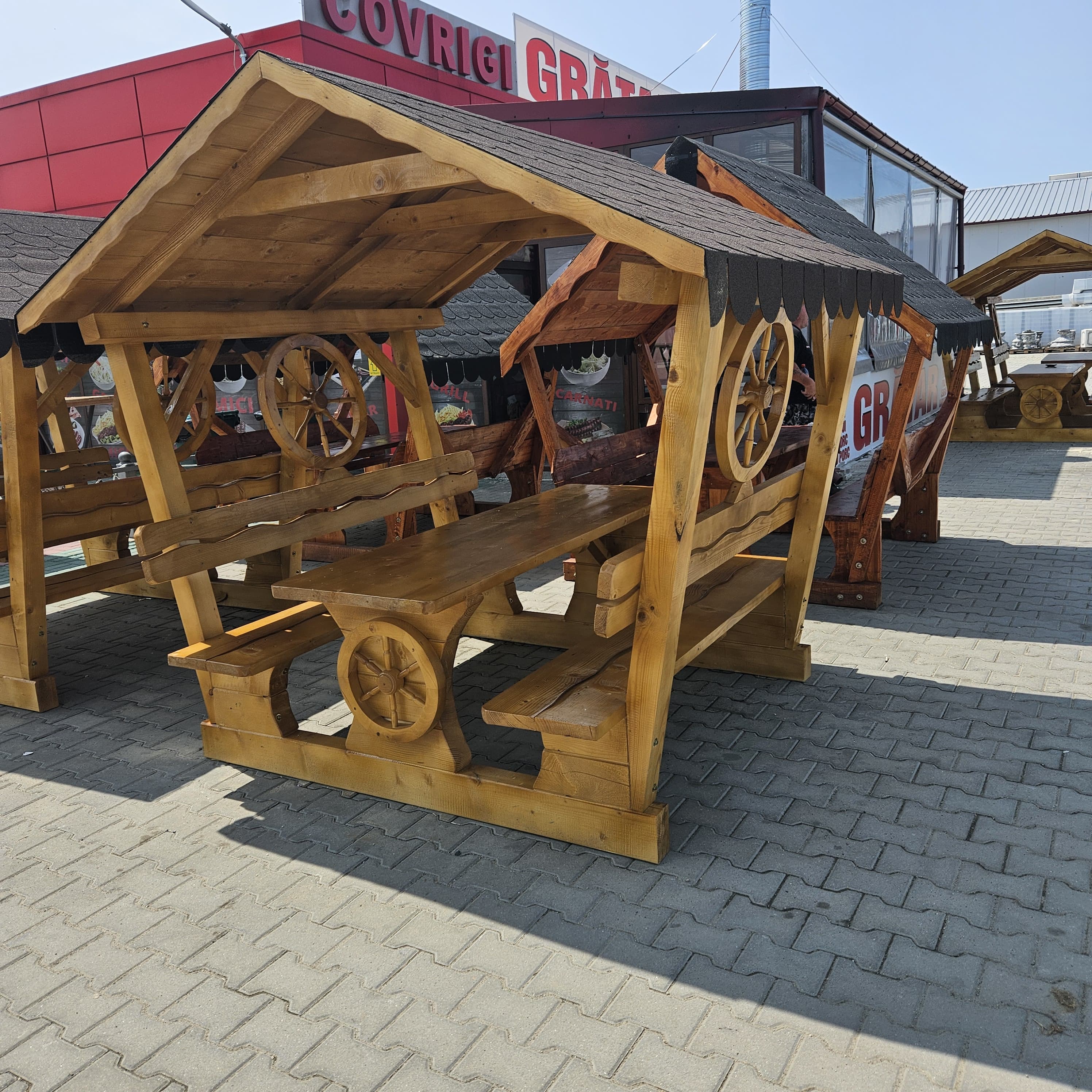 Foișor rustic model roată 300 cm